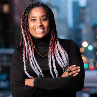 Ariel Evans, stand-up comedian